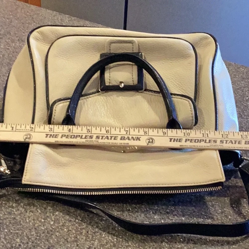 Kate Spade Black and Cream Shoulder Bag - Picture 9 of 10